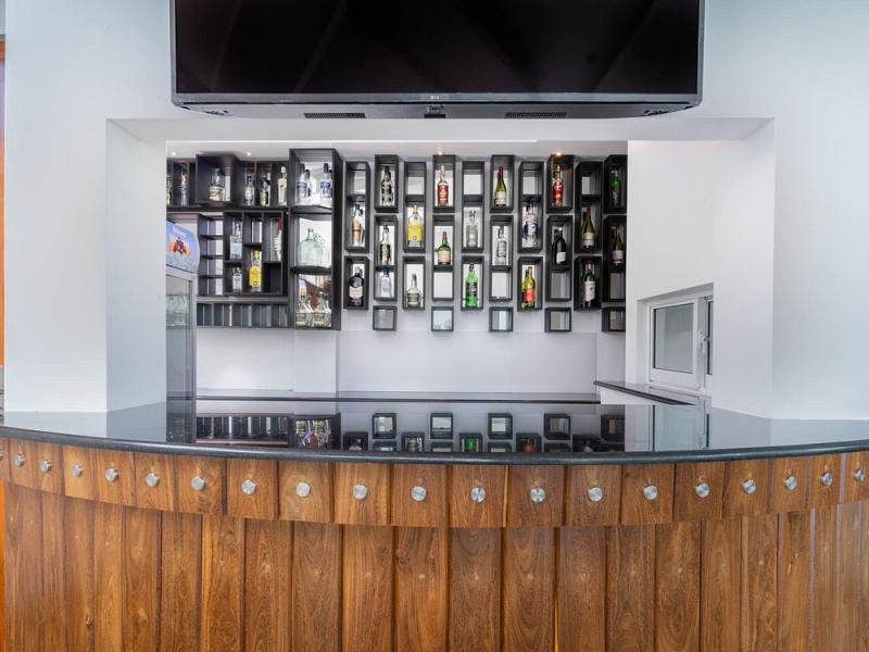 Hotel Southern Blue Sapphire