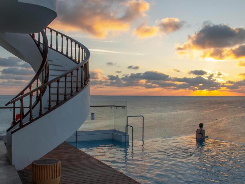 Stone Hotels Dhiffushi