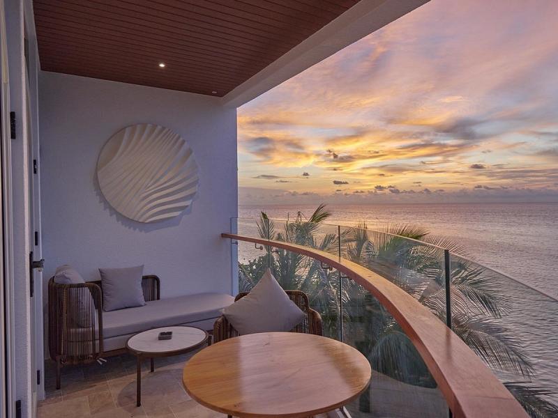 Stone Hotels Dhiffushi