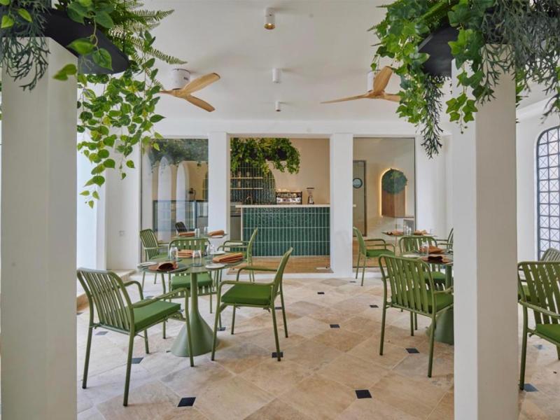 Stone Hotels Dhiffushi