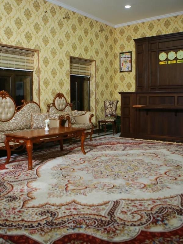 Boulevard Palace