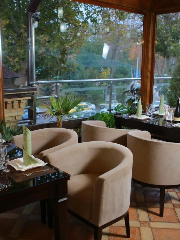 Boulevard Palace