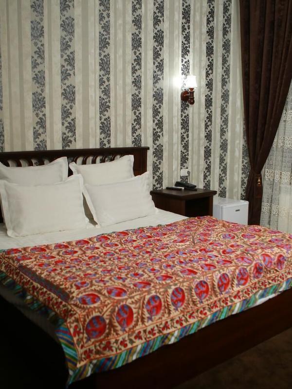 Boulevard Palace