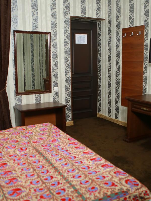 Boulevard Palace