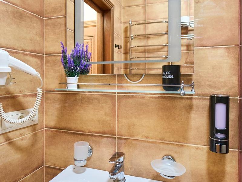 Амбассадор (ул.Кубанская)