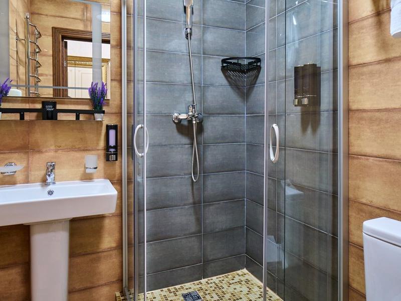 Амбассадор (ул.Кубанская)