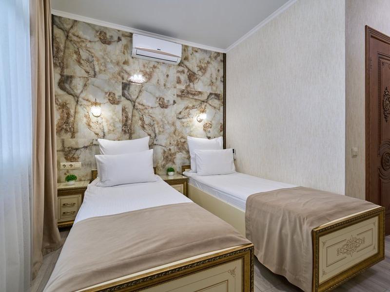 Амбассадор (ул.Кубанская)