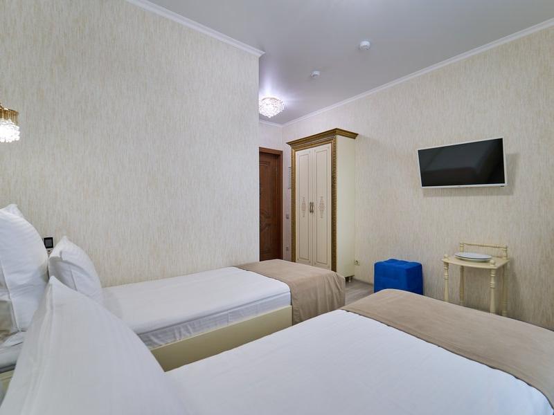 Амбассадор (ул.Кубанская)