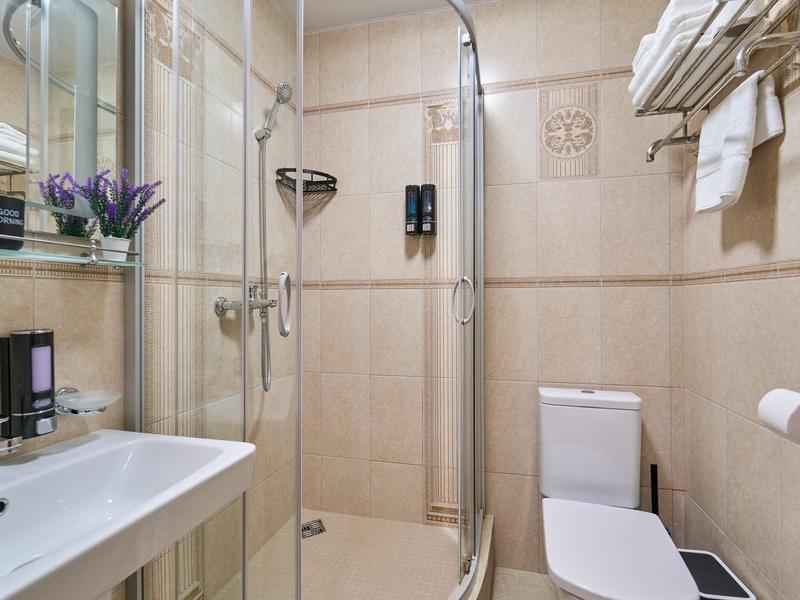 Амбассадор (ул.Кубанская)