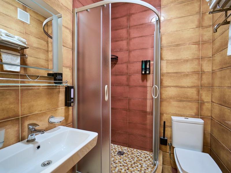 Амбассадор (ул.Кубанская)