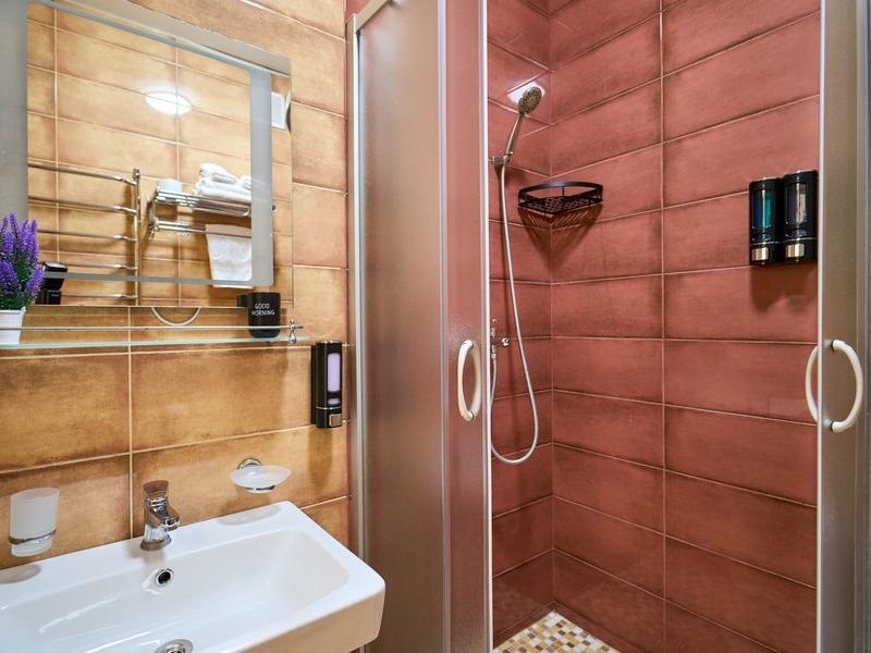 Амбассадор (ул.Кубанская)