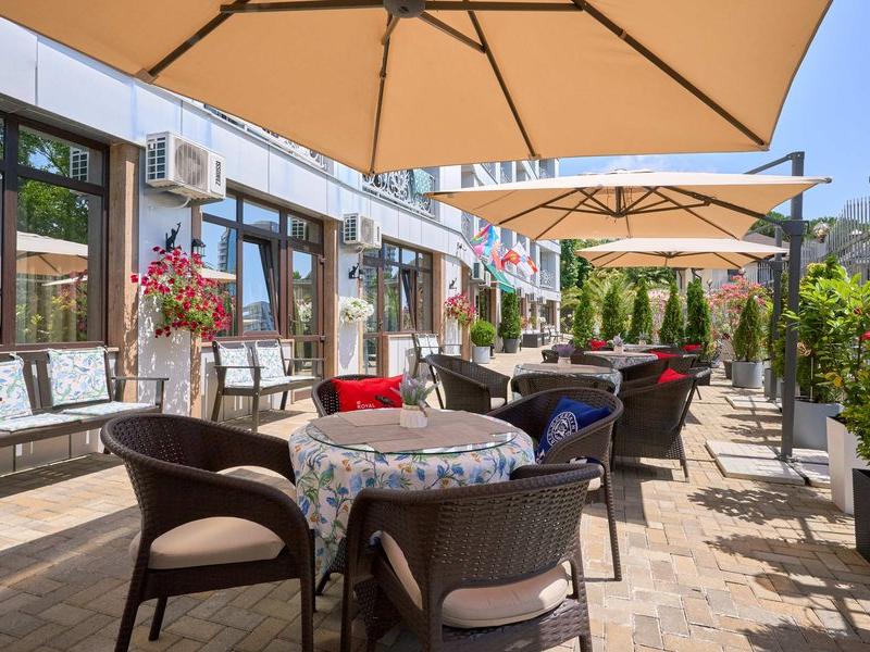 Амбассадор (ул.Кубанская)