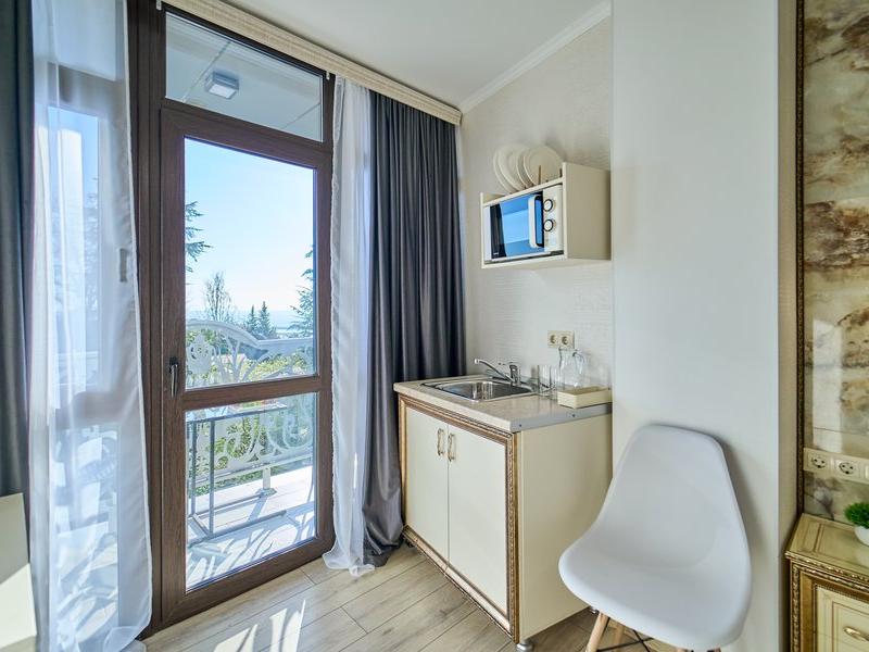 Амбассадор (ул.Кубанская)