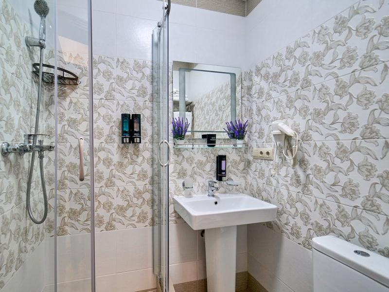 Амбассадор (ул.Кубанская)