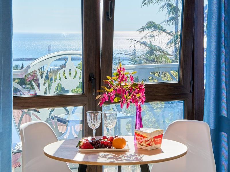 Амбассадор (ул.Кубанская)