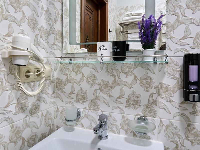 Амбассадор (ул.Кубанская)