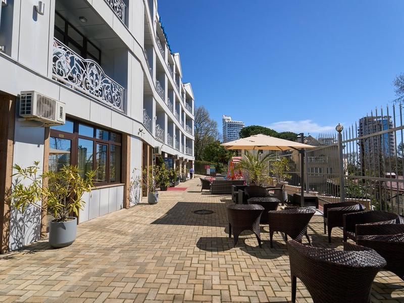 Амбассадор (ул.Кубанская)