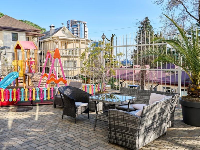 Амбассадор (ул.Кубанская)