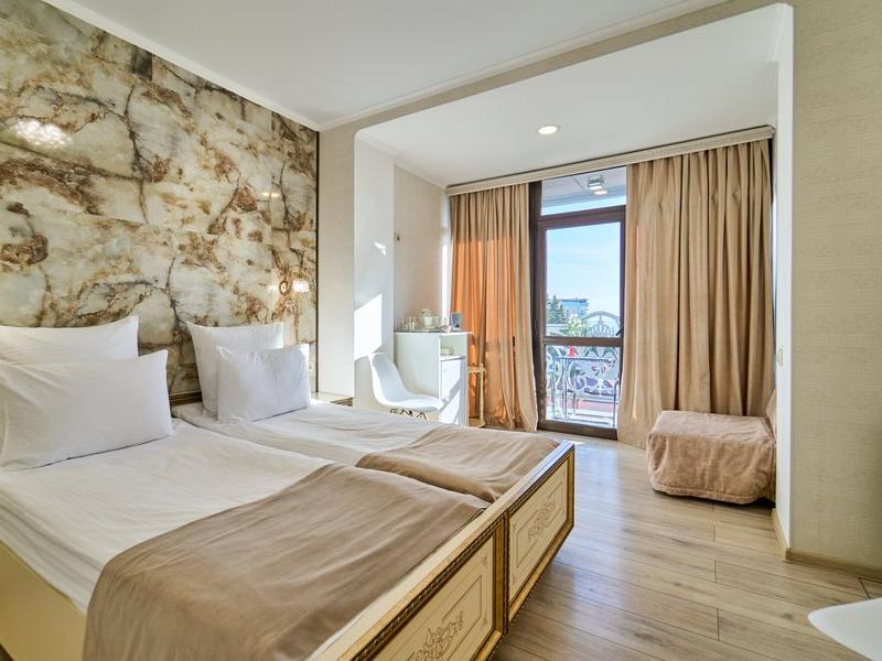 Амбассадор (ул.Кубанская)