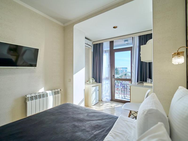 Амбассадор (ул.Кубанская)