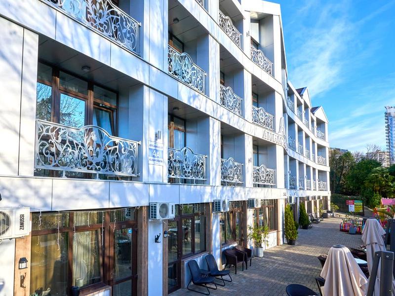 Амбассадор (ул.Кубанская)