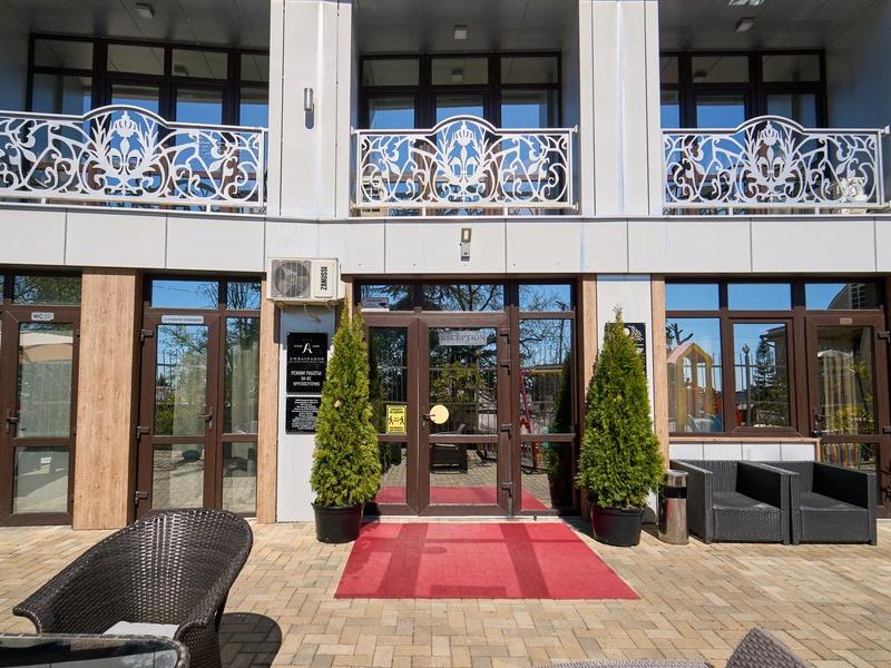 Амбассадор (ул.Кубанская)