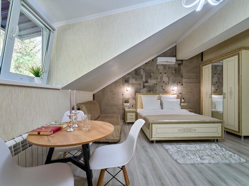 Амбассадор (ул.Кубанская)