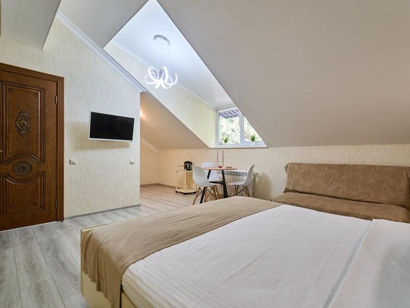 Амбассадор (ул.Кубанская)