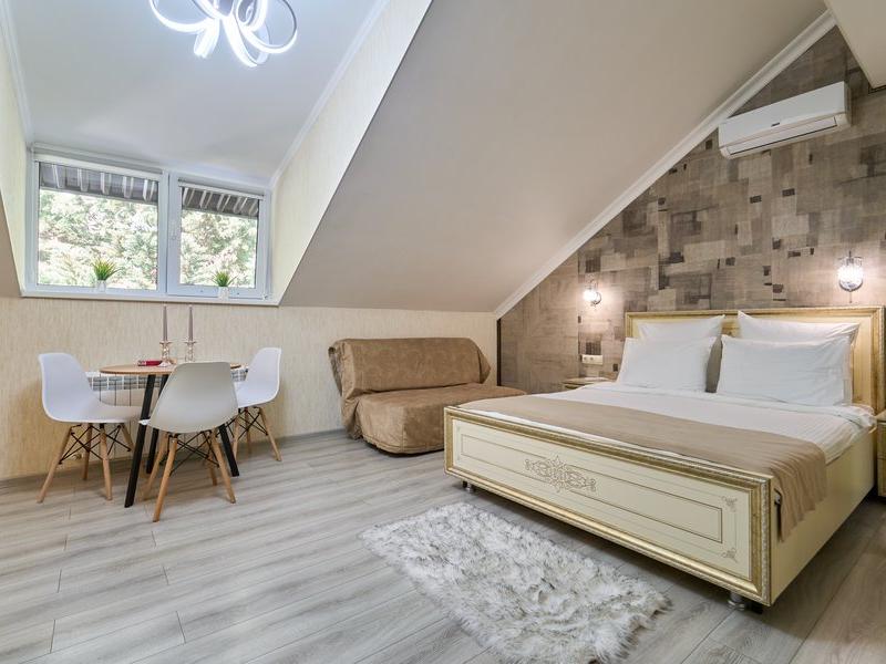 Амбассадор (ул.Кубанская)