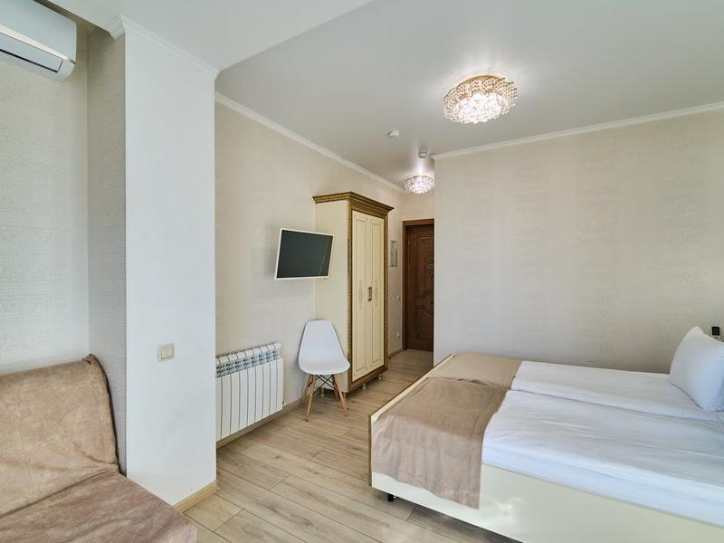 Амбассадор (ул.Кубанская)