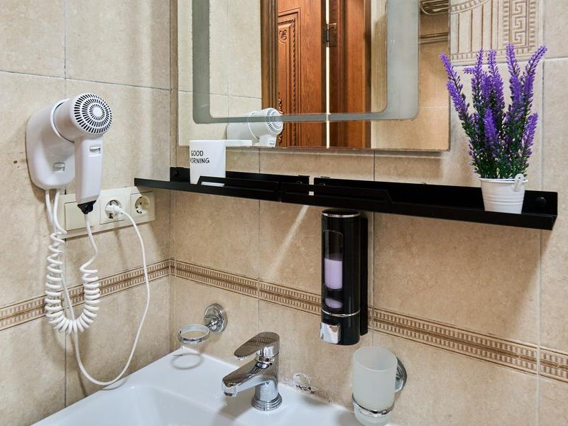 Амбассадор (ул.Кубанская)