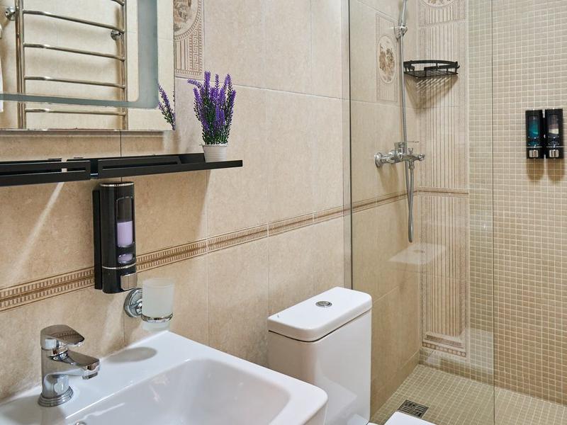 Амбассадор (ул.Кубанская)