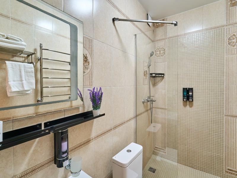 Амбассадор (ул.Кубанская)