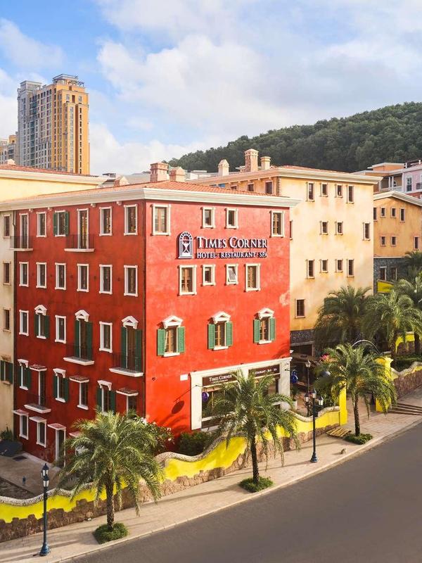 Times Corner Sorrento Boutique Hotel