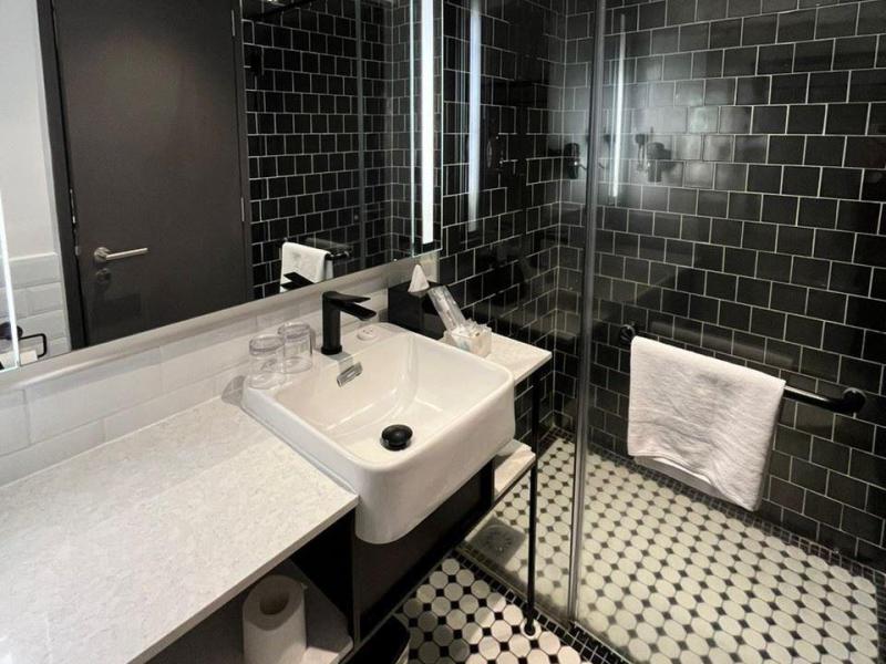 J-Hotel by Dorsett