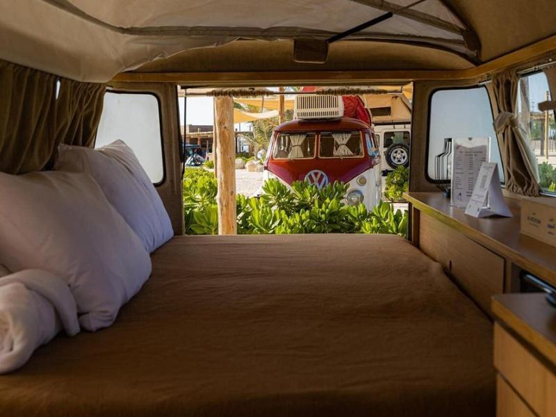 Bab Al Nojoum Hudayriyat Villas