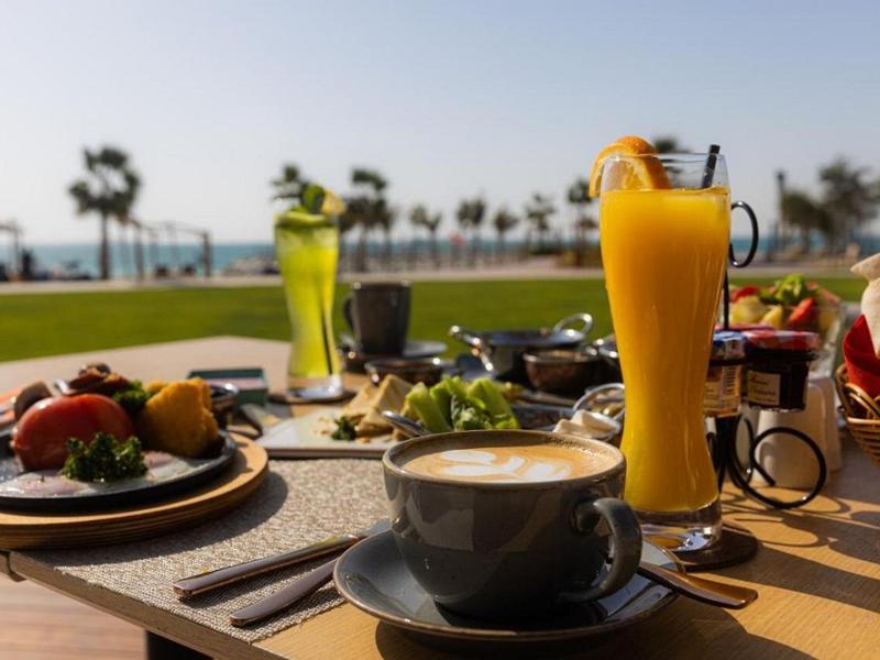 Bab Al Nojoum Hudayriyat Villas