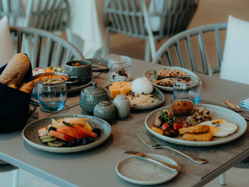 Bab Al Nojoum Hudayriyat Villas