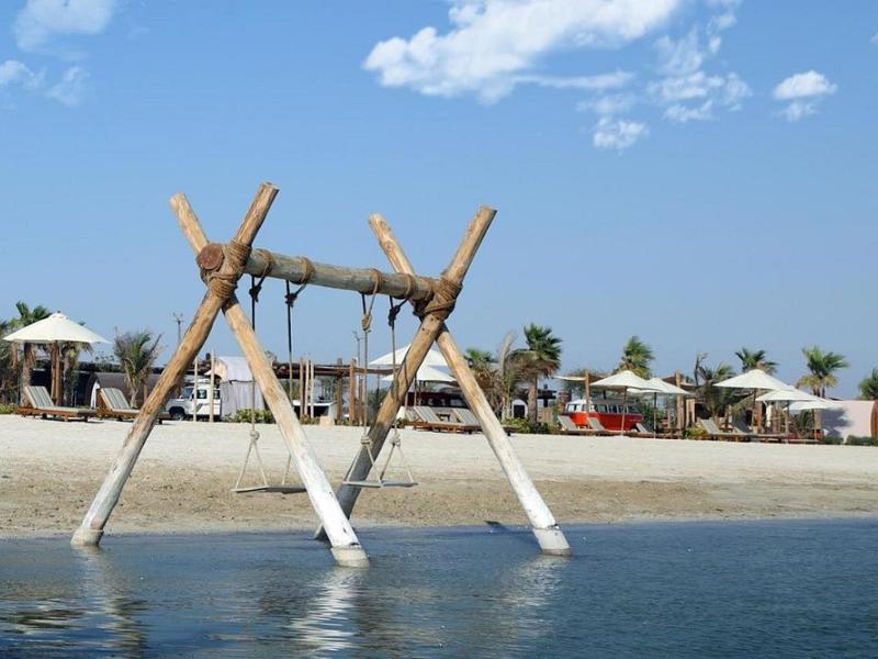 Bab Al Nojoum Hudayriyat Villas