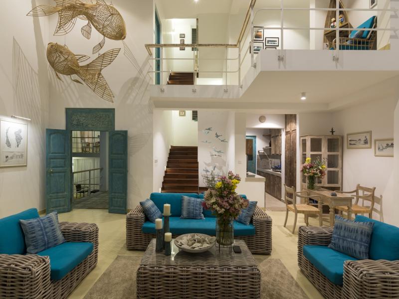 33 Lake Terrace