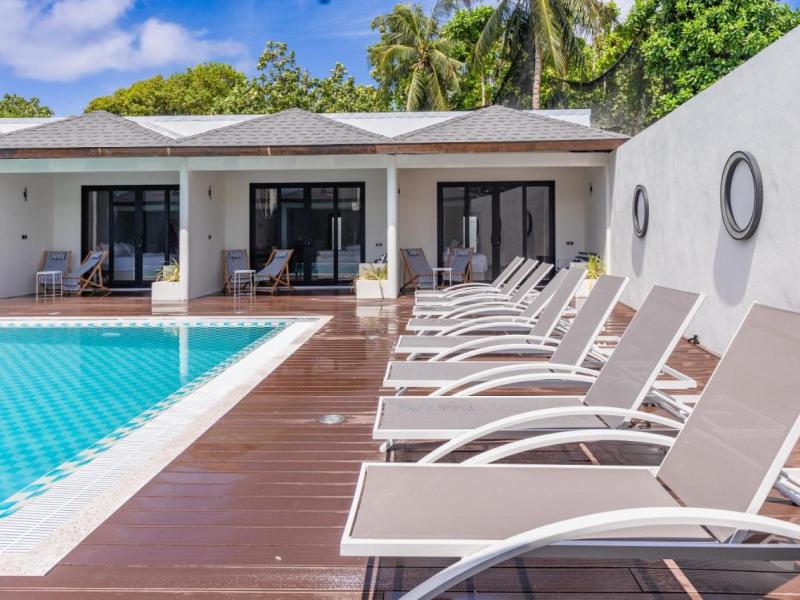 Hakuna Maldives (Thoddoo)