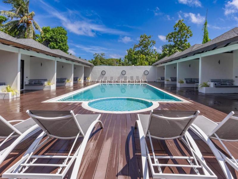 Hakuna Maldives (Thoddoo)