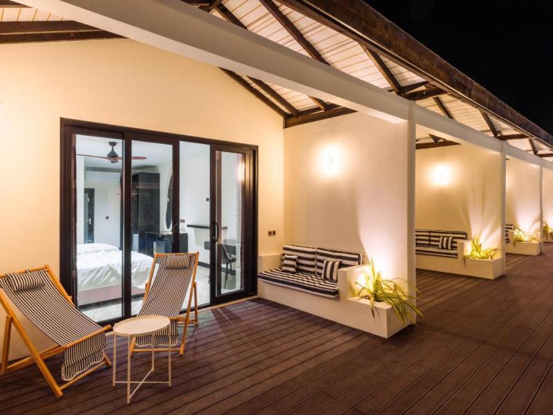 Hakuna Maldives (Thoddoo)