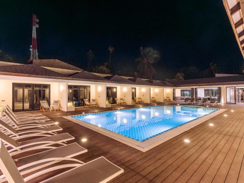 Hakuna Maldives (Thoddoo)