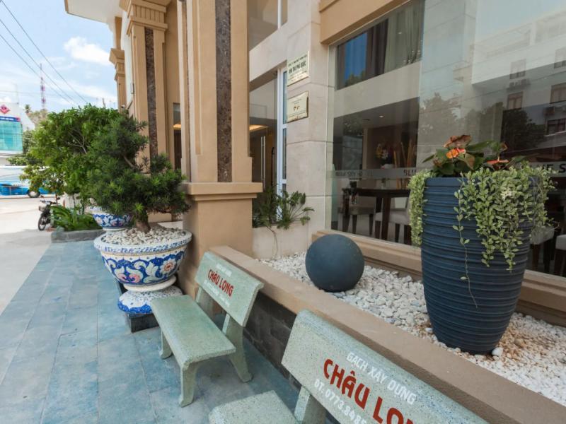 Blue Sky Phu Quoc Hotel