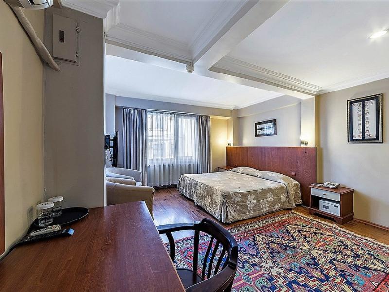 Fehmi Bey Hotel
