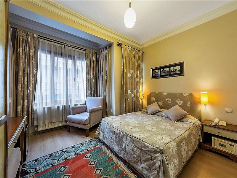 Fehmi Bey Hotel