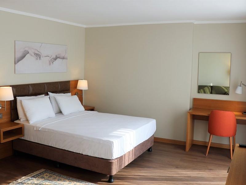 Fehmi Bey Hotel