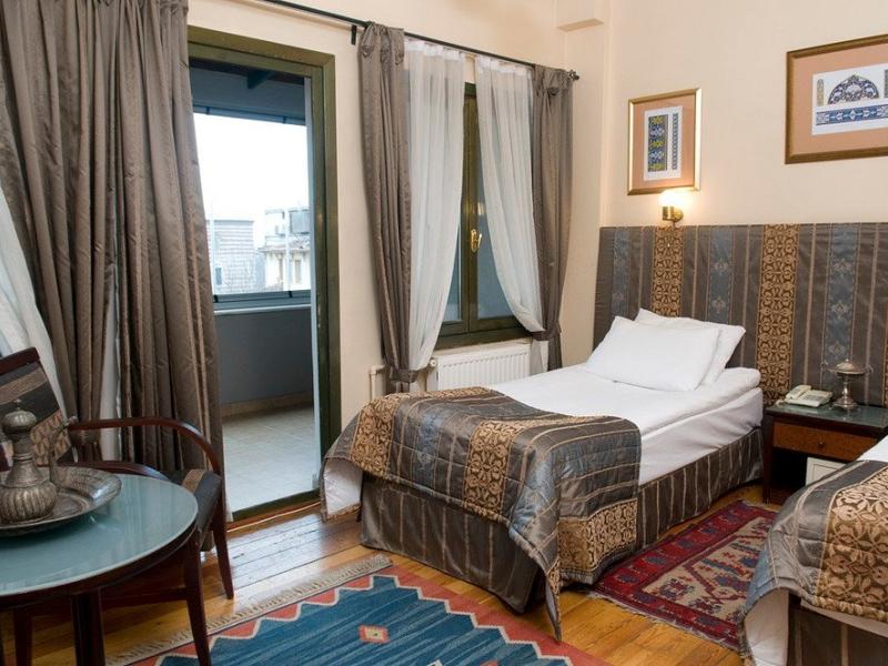 Fehmi Bey Hotel