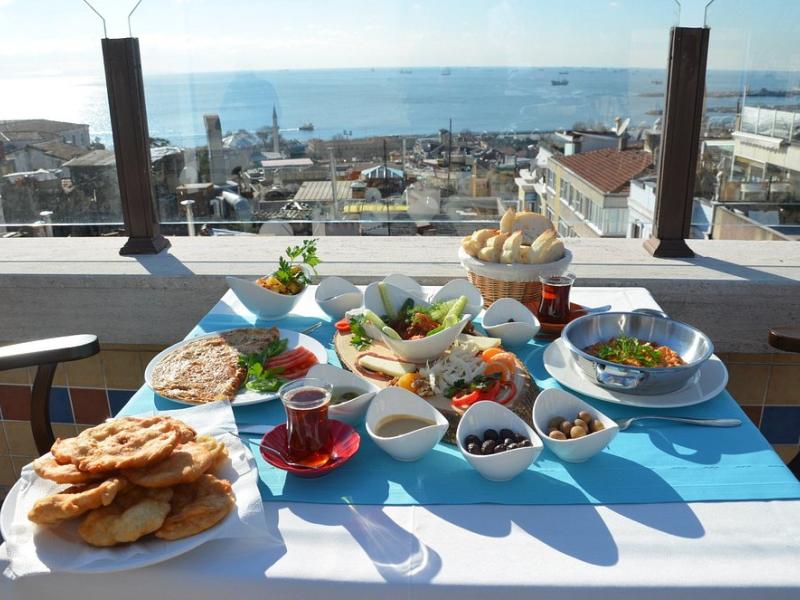 Fehmi Bey Hotel